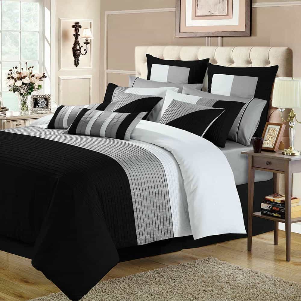 Embellish Pleated Duvet Set - Black & Grey