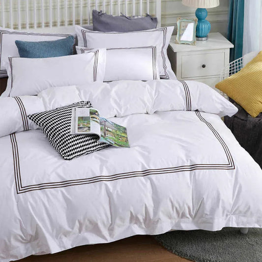 White Duvet Set With Black Triple Baratta Stitch