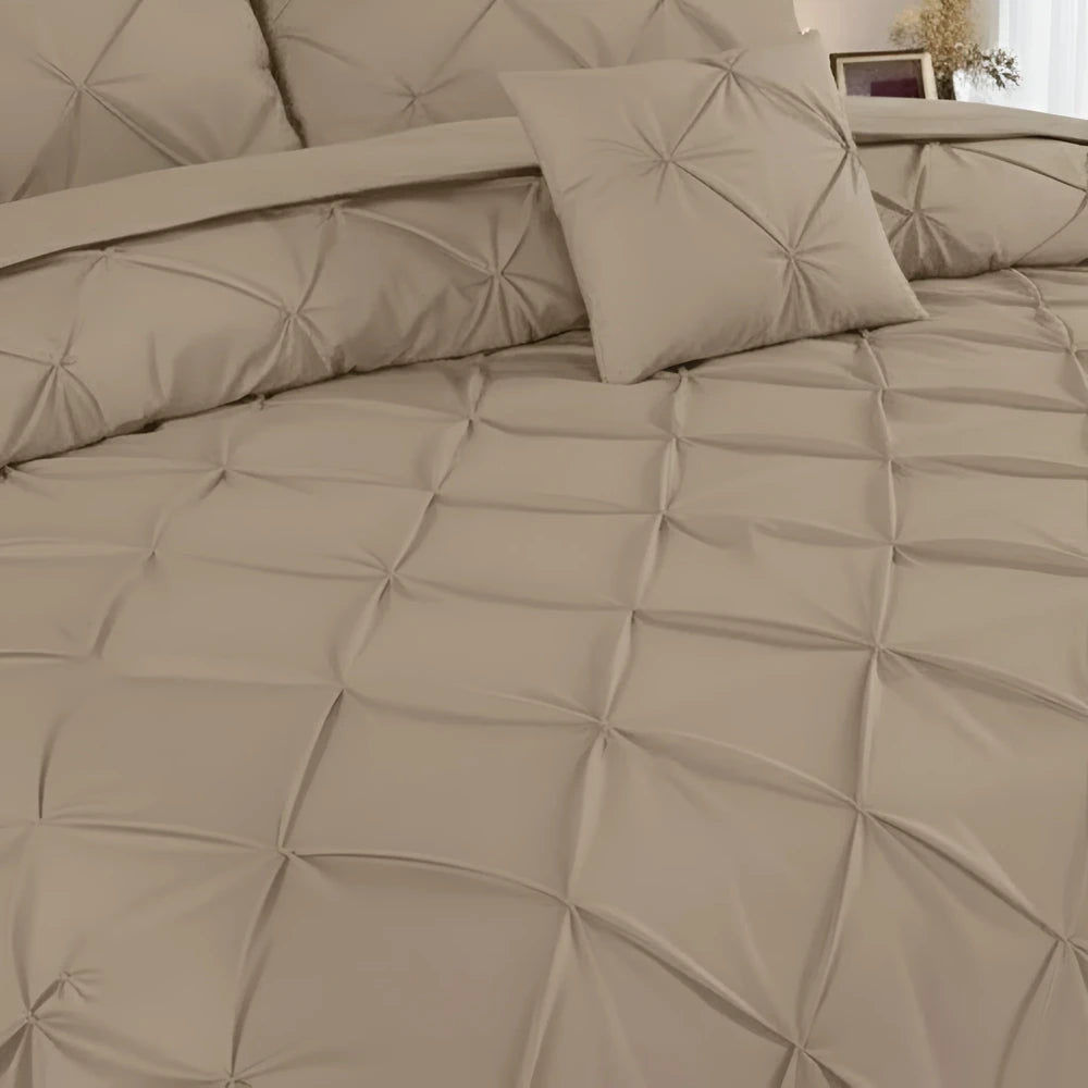 Pintuck Duvet Set - beige
