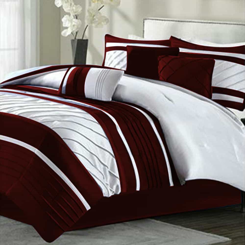 Embellish Pleated Duvet Set - Maroon & White