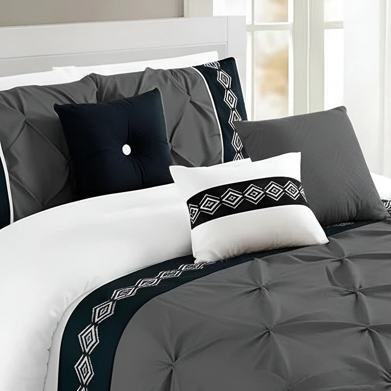 Embroidered Pintuck Duvet Set - Grey