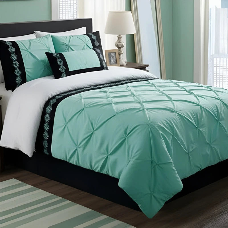 Embroidered Pintuck Duvet Set - Sea Green