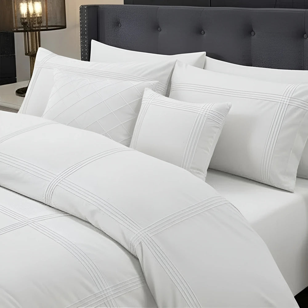Box Pleated Duvet Set - White