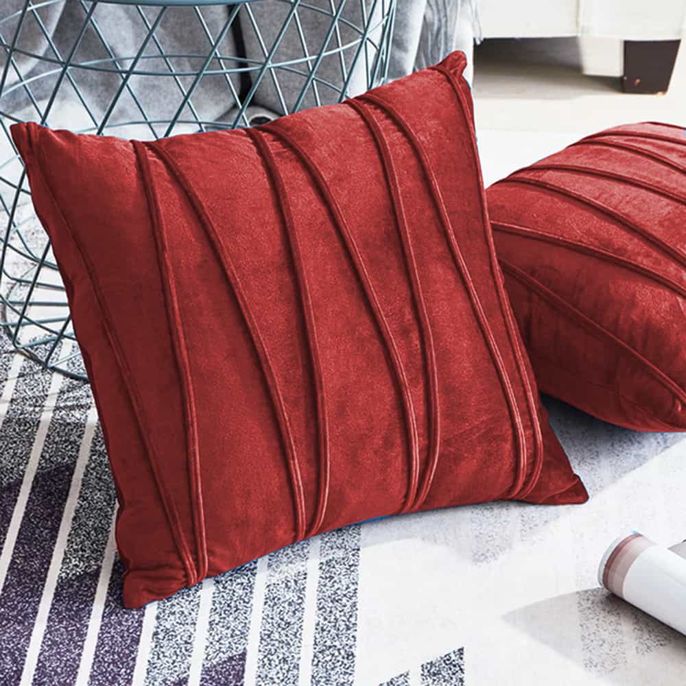 Pack of 2 Velvet Decorative Square Cushion - Red