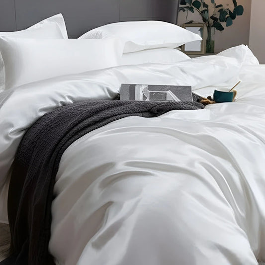 Luxurious Silk Duvet Set - White