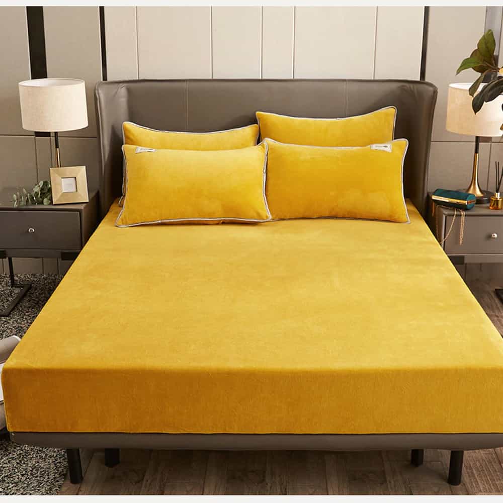 Velvet spread Sheet - Yellow