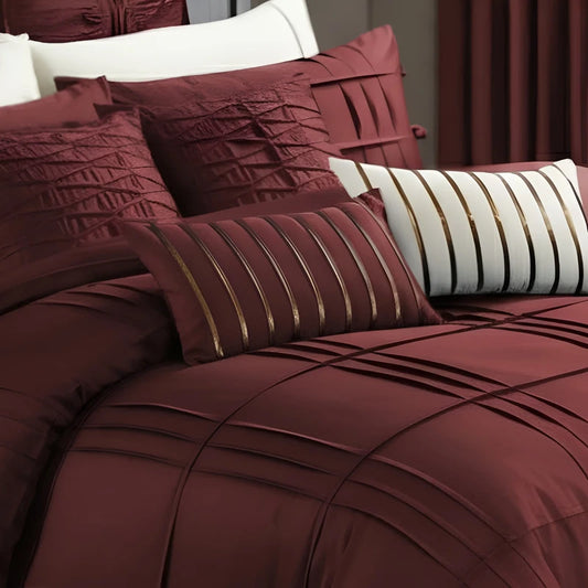 Embellish Pleated Duvet Set - Maroon