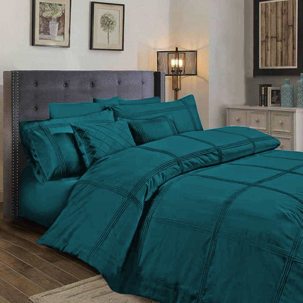 Luxury 8-piece cotton percale bedding set in box-pleated stitch design