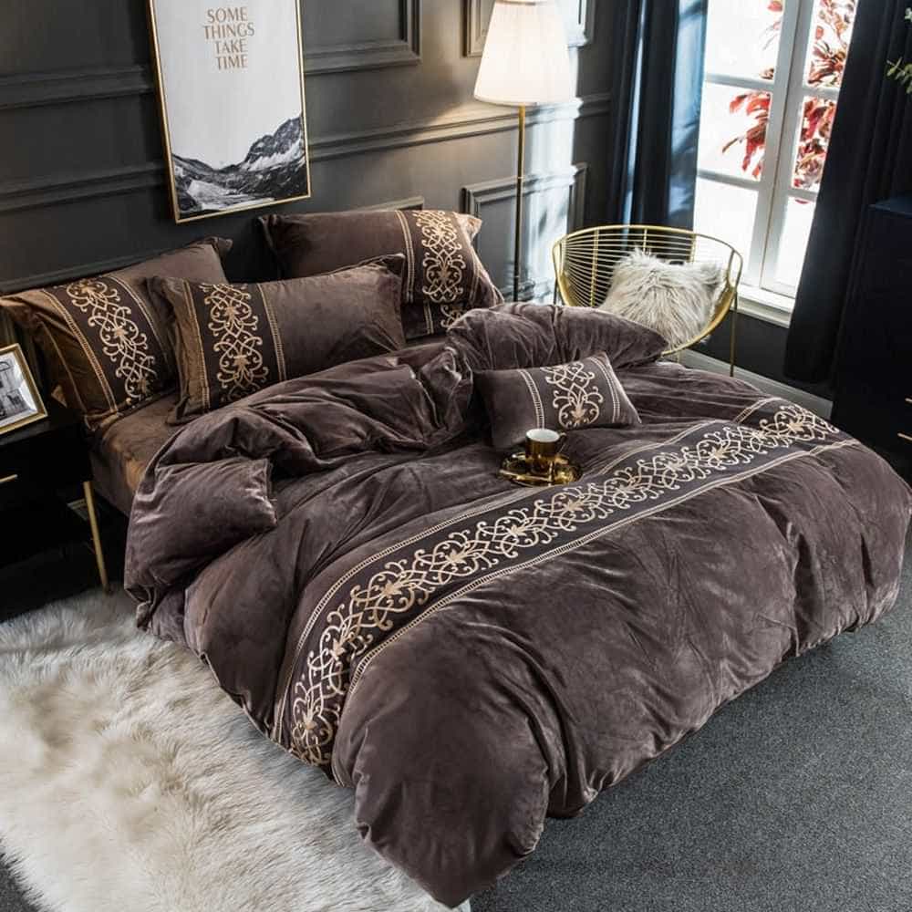 Velvet Embroidered Duvet Set - Brown