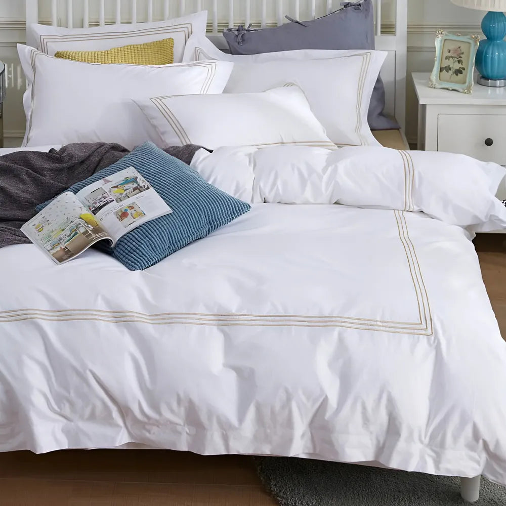 White Duvet Set With Golden Triple Baratta Stitch