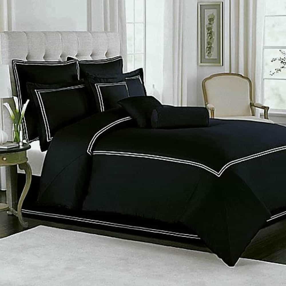 Black Duvet Set With White Double Baratta Stitch