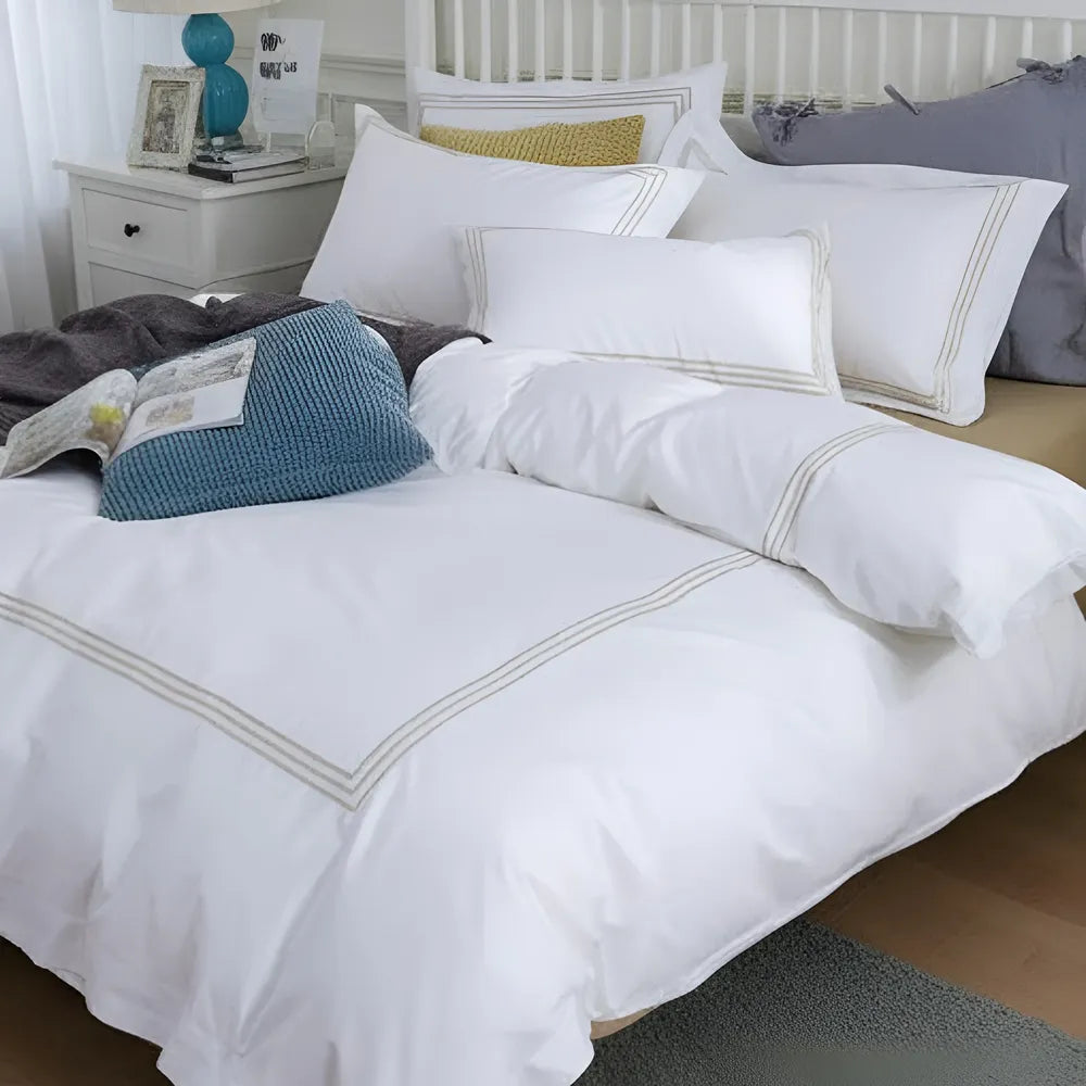 White Duvet Set With Golden Triple Baratta Stitch