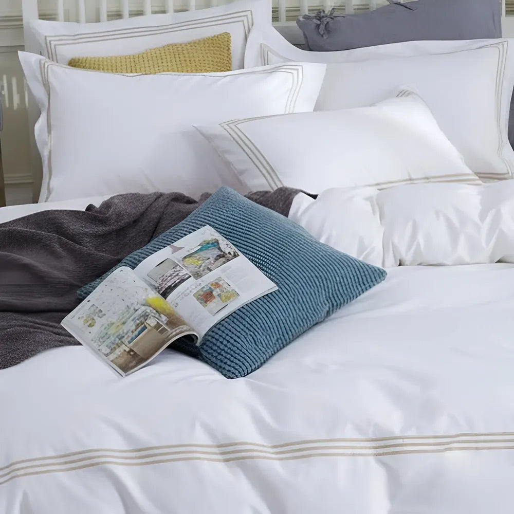 White Duvet Set With Golden Triple Baratta Stitch