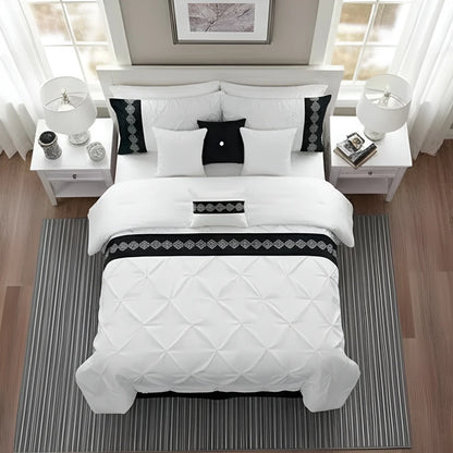 Embroidered Pintuck Duvet Set - White
