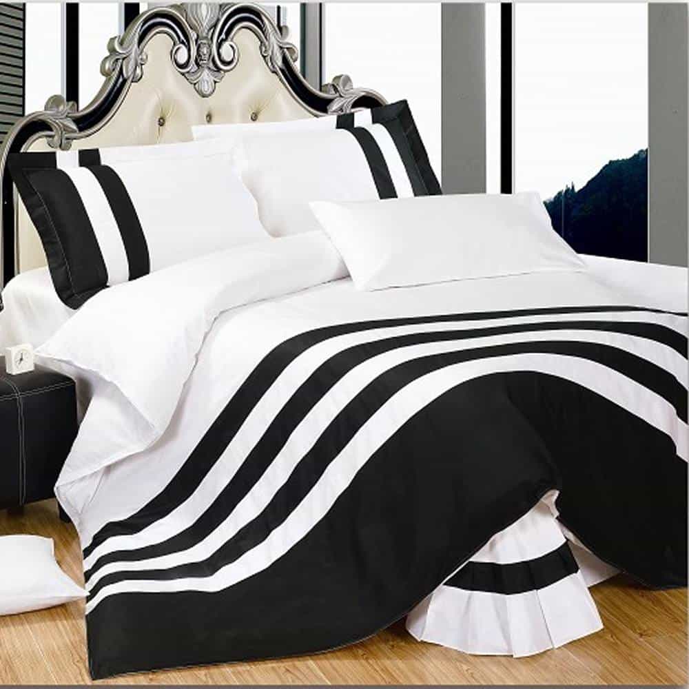 Premium Stripe Duvet Set – White & Black