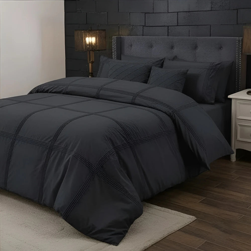 Box Pleated Duvet Set - Dark Grey