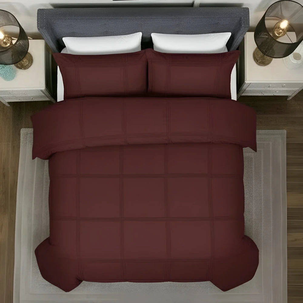 Box Pleated Duvet Set - Maroon