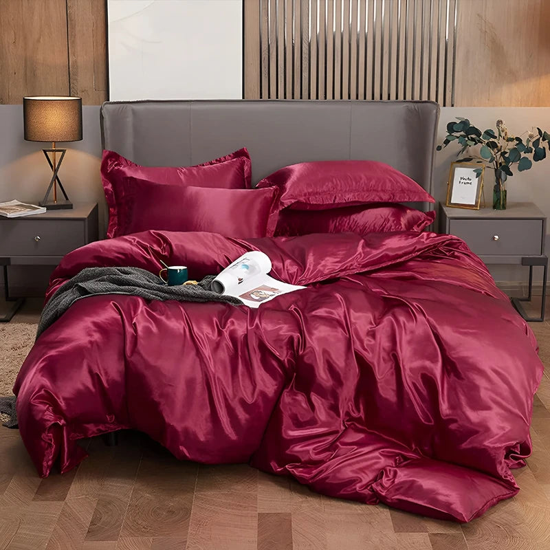 Luxurious Silk Duvet Set - Maroon