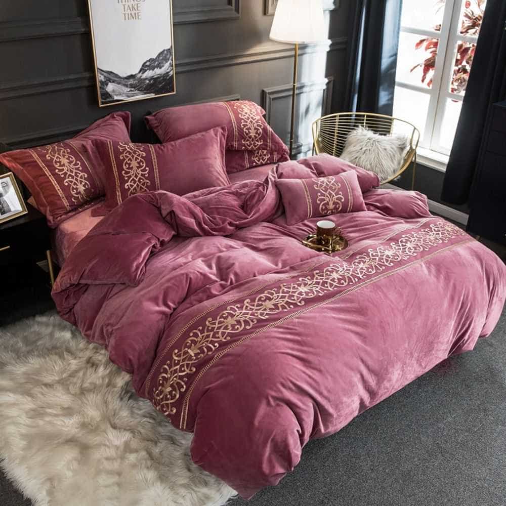 Velvet Embroidered Duvet Set - Pink
