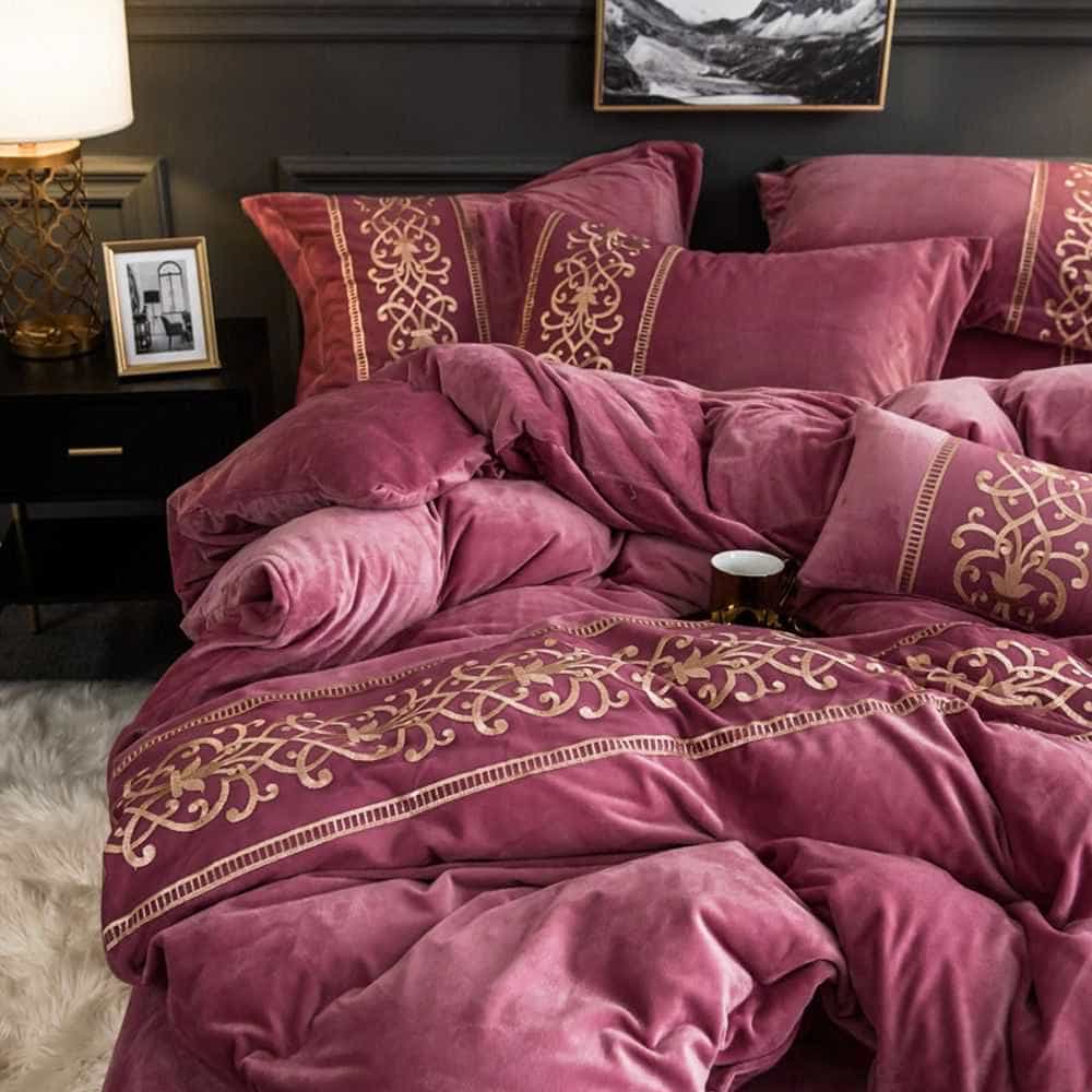 Velvet Embroidered Duvet Set - Pink