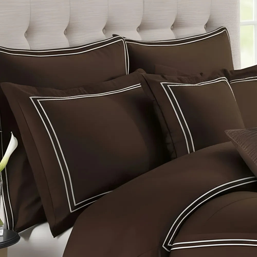 Brown Duvet Set With White Double Baratta Stitch