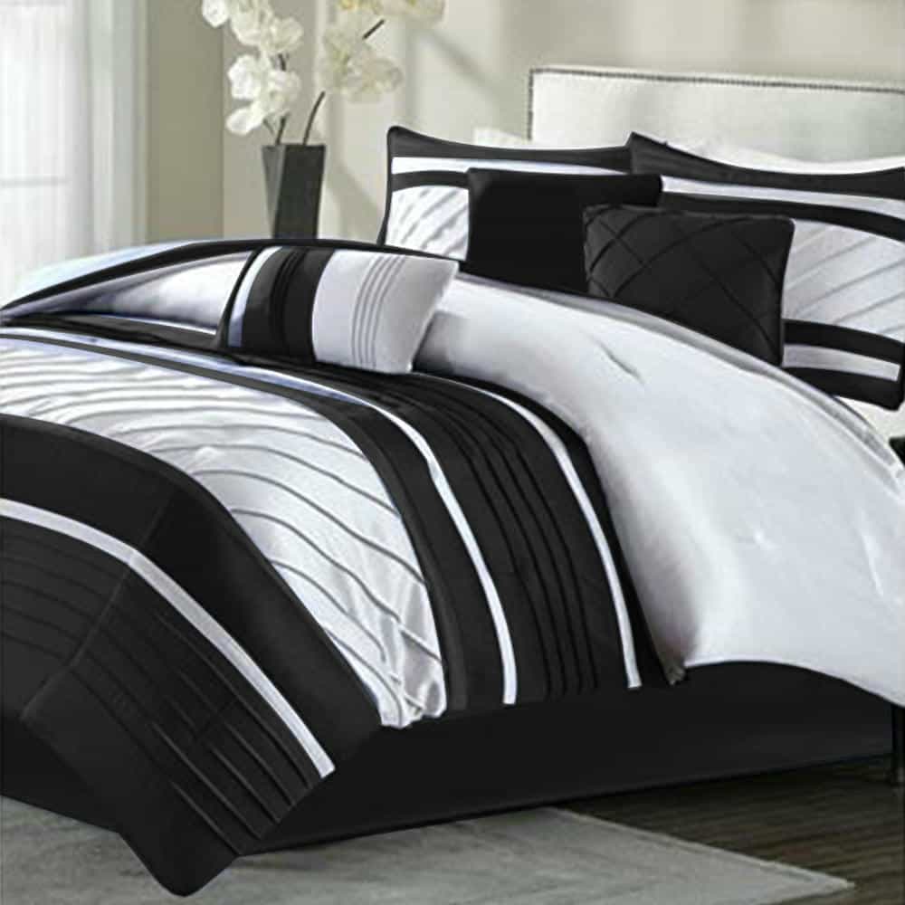 Embellish Pleated Duvet Set - Black & White