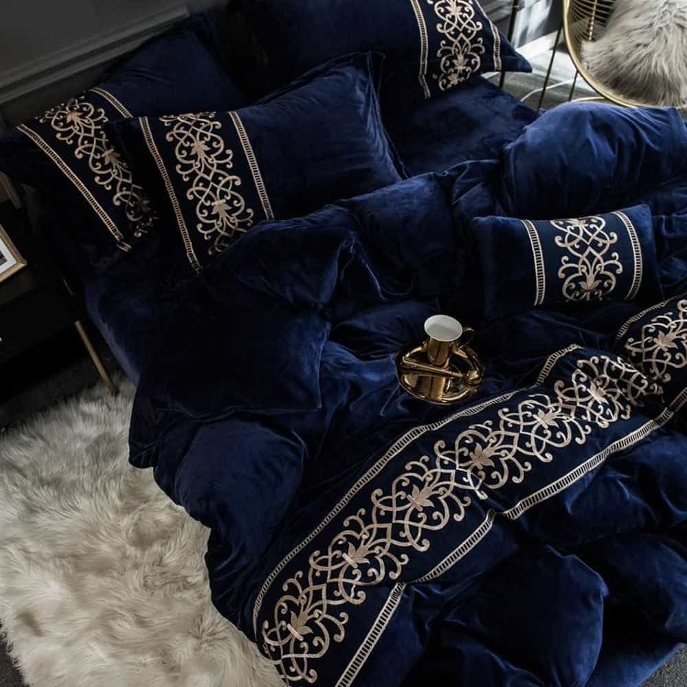 Velvet Embroidered Duvet Set - Blue