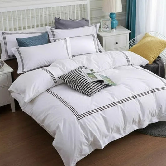 White Duvet Set With Black Triple Baratta Stitch