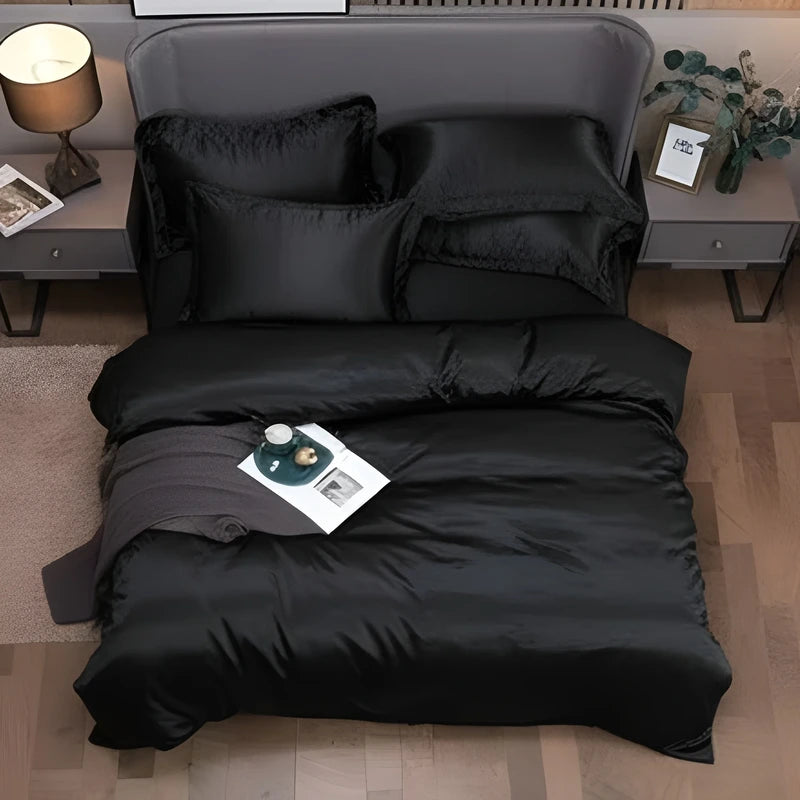 Luxurious Silk Duvet Set - Black