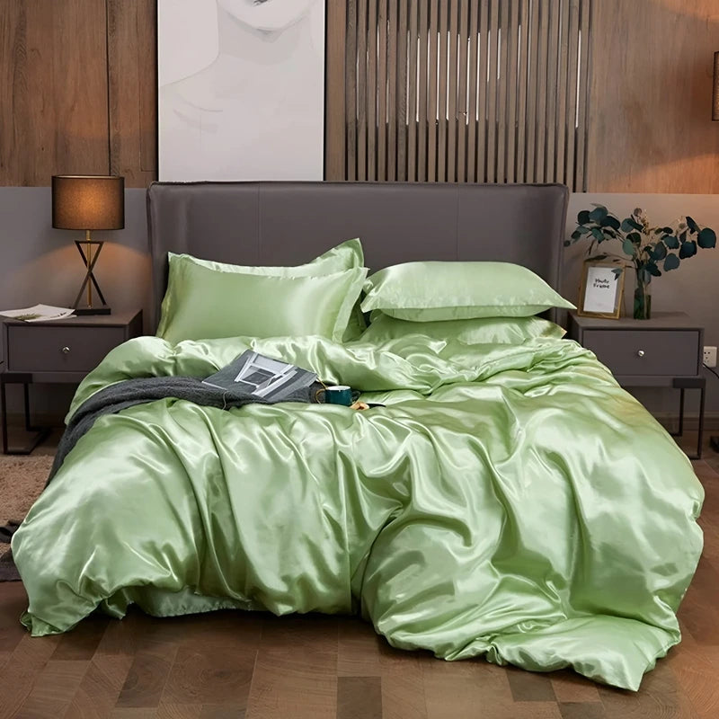 Luxurious Silk Duvet Set - Pixie Green
