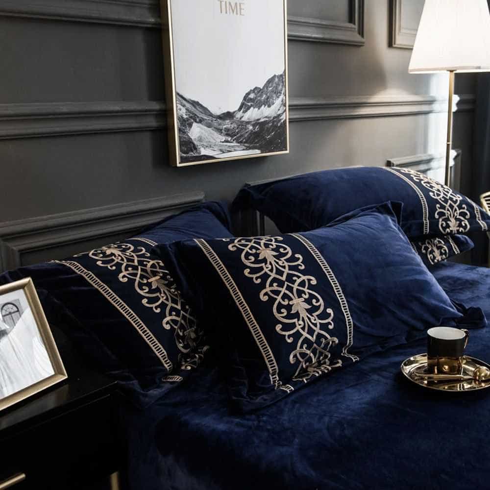 Velvet Embroidered Duvet Set - Blue