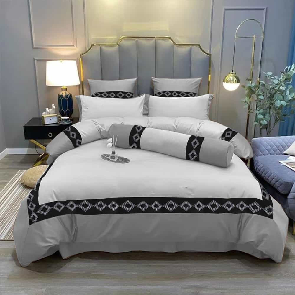 Embroidered Duvet Set - White