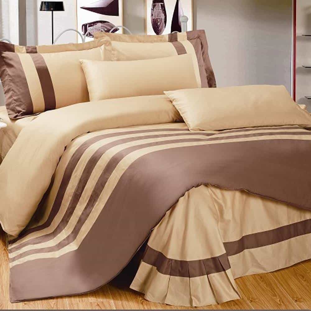 Premium Stripe Duvet Set – Chocolate & Golden
