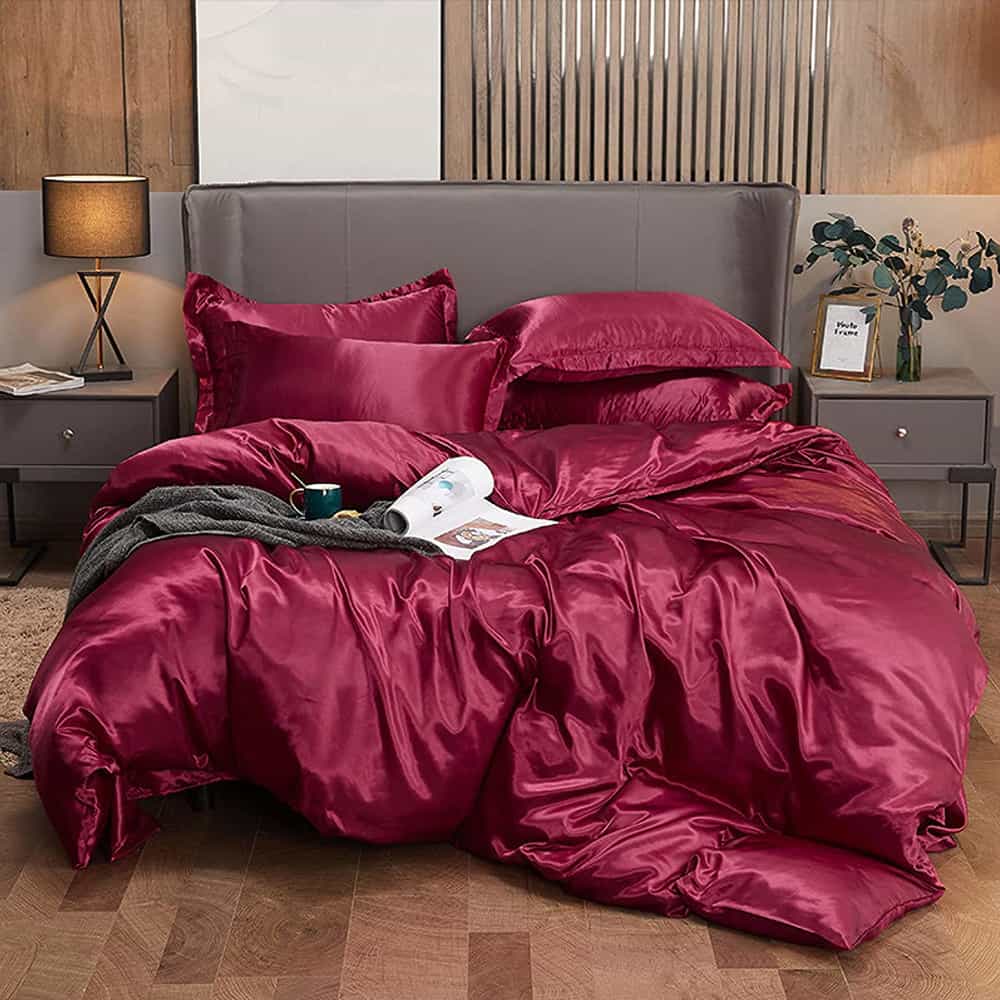 Luxurious Silk Duvet Set - Maroon